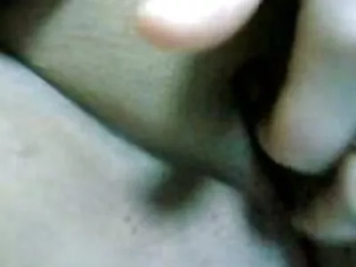 కొట్టడానికి చక్కటి గట్టి సెక్సీ గాడిద