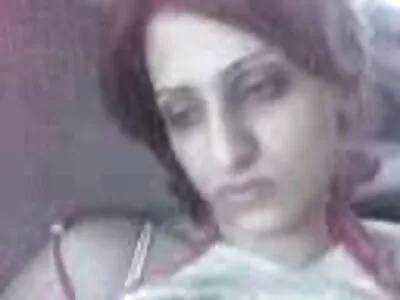 గుండు పుస్సి లికింగ్ మరియు సెక్స్